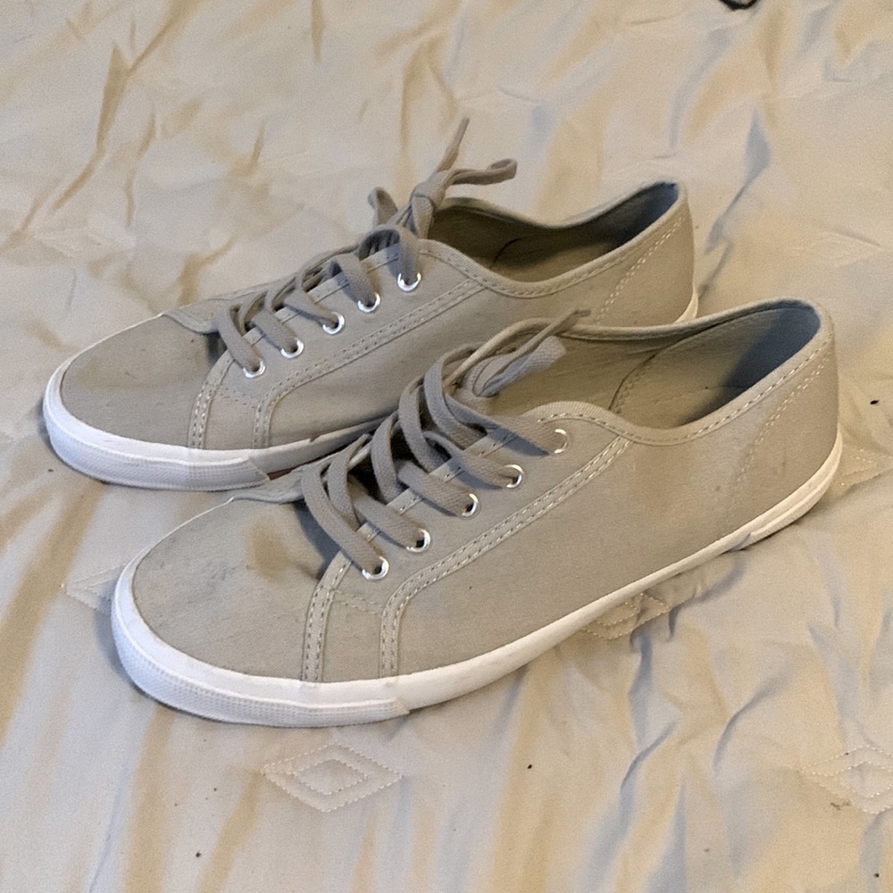 Size 10 old navy shoes